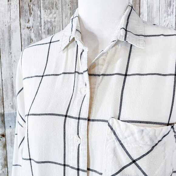 Women's Old Navy Flannel Top | Cream/Gray | Button Up | Small | Boyfriend Style - Picture 6 of 12